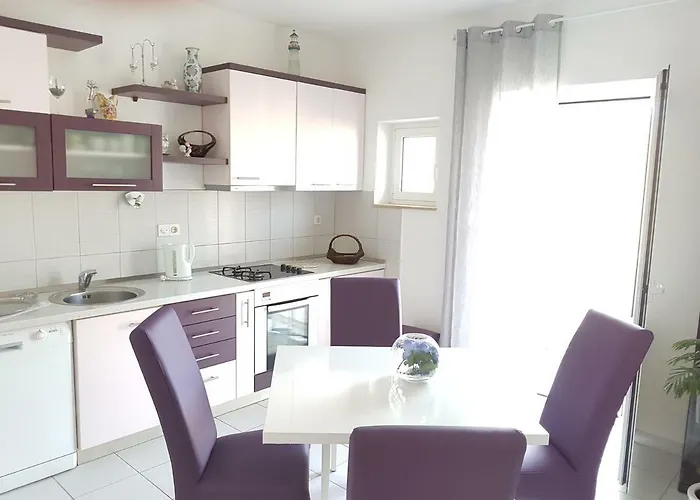 Apartamento Sven Hvar Town