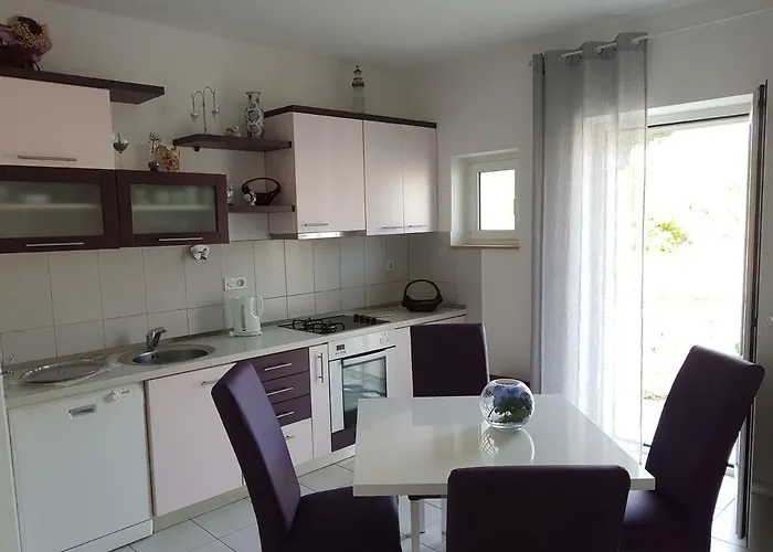 Sven Apartamento Hvar Town